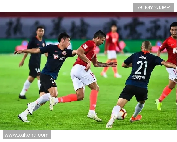 上海足球队以89分领跑大师赛积分榜展现强大实力 上海足球队以89分领跑大师赛积分榜展现强大实力