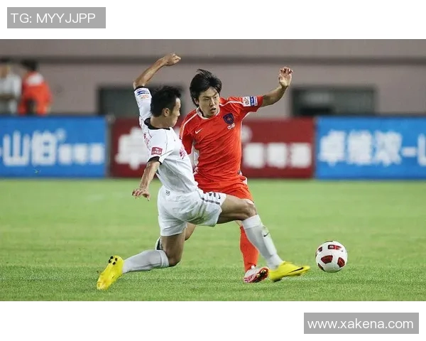 加威足球明星名单全解析及其职业生涯成就回顾