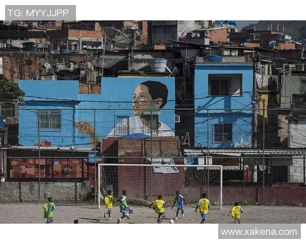 小白的足球之路:从8号球衣到世界舞台的辉煌历程 小白的足球之路:从8号球衣到世界舞台的辉煌历程